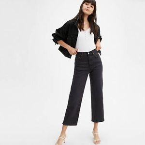 Levi’s Ribcage Straight Ankle